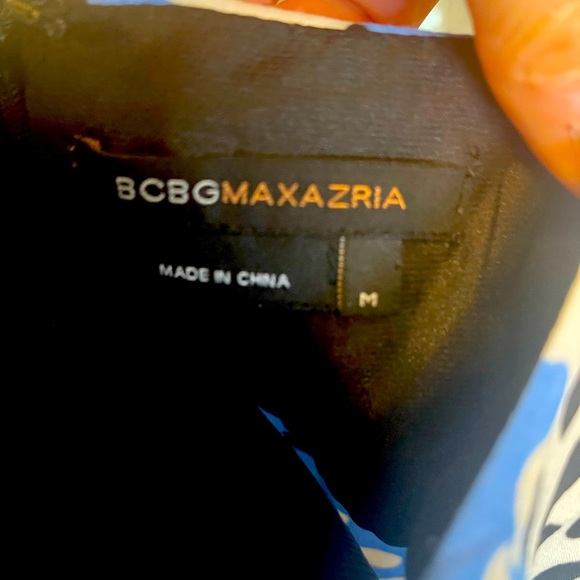 BCBG MaxAzria Kimono Sleeve Mini/MIDI dress Periwinkle Blue. Splashy Flirty Sexy - Picture 4 of 4